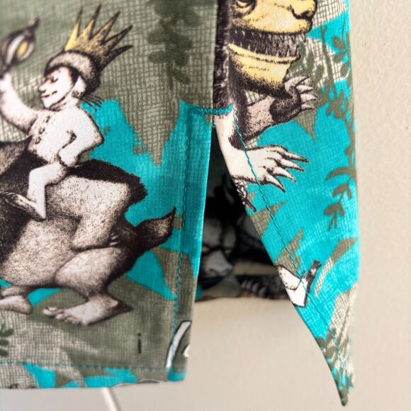 Cherokee Tooniforms WHERE THE WILD THINGS ARE Size M Nurse Scrub V Neck Top - Picture 6 of 8